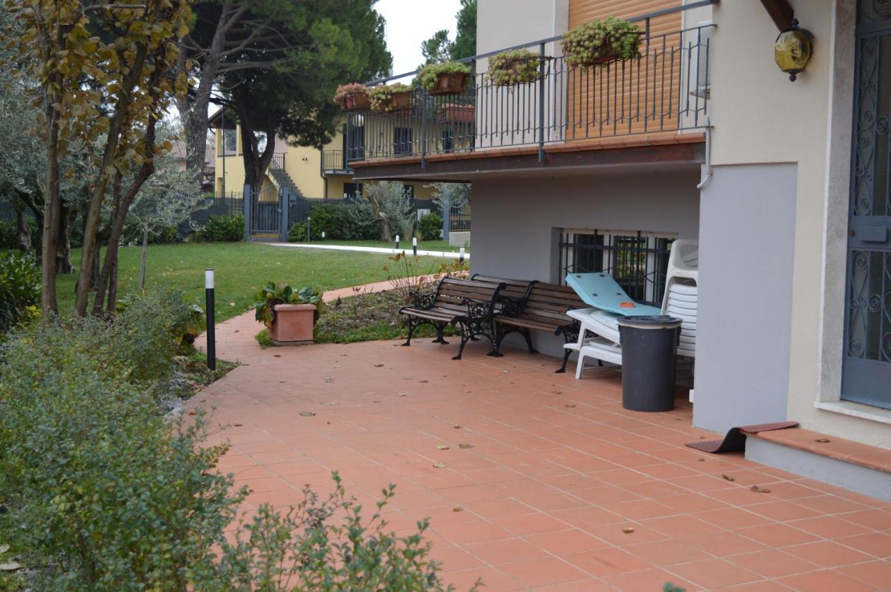 The Swan B&B Manerba del Garda Exterior photo