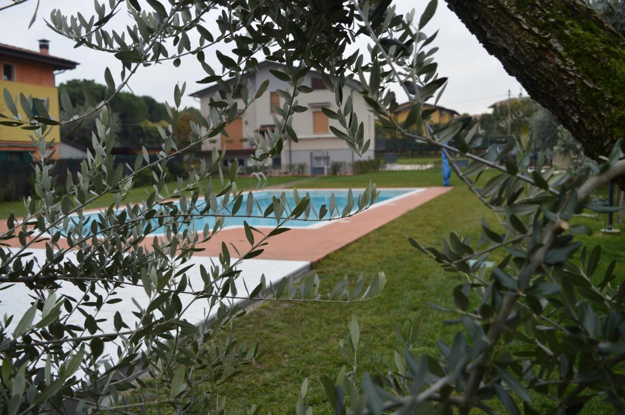 The Swan B&B Manerba del Garda Exterior photo